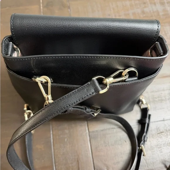 Kate Spade Backpack Shoulder Bag in Black with 3 changing flab’s - Picture 12 of 16